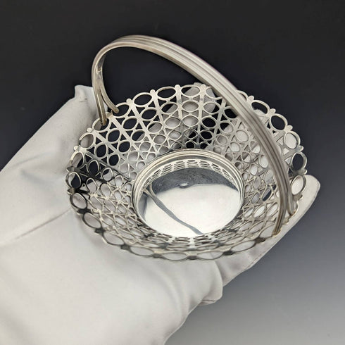 1960年 英国アンティーク 純銀製ミニバスケット 54g Aidie Brothers